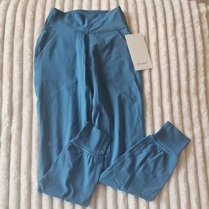 NWT Lululemon Align HR Jogger